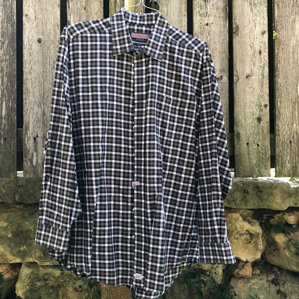 Vineyard Vines button down